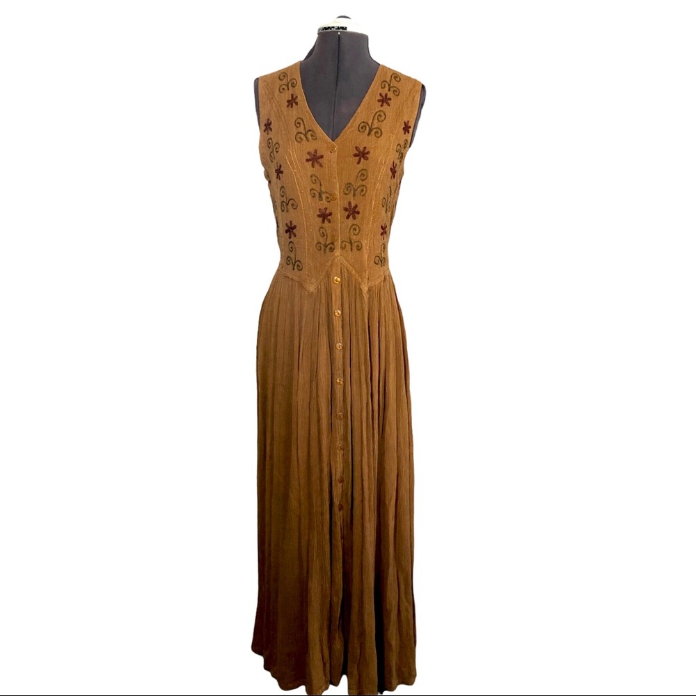 M.P.H Vintage 1970 Buttons Sleeveless Rusty Gold Embroidered Boho Maxi Dress M